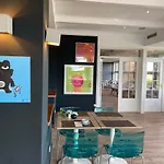 达斯奥斯特斯布里克酒店 Lütjenburg